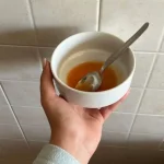 Dientes amarillos, el método natural para blanquearlos: estos 2 ingredientes son suficientes
