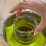 El aceite natural que elimina las arrugas sin bisturí: solo aplícalo por la mañana