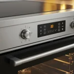 A smelly oven: how to freshen it up without spending a cent.