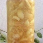 Mix together the grated ginger, onion, garlic, lemon juice and honey. Here’s how to make it